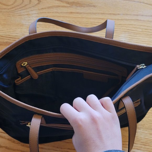 Michael Kors Kempton Nylon Large Shoulder Purse - Picture 9 of 16